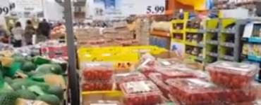 قیمت میوه، صیفی‌جات و سبزیجات در یک فروشگاه عمده فروشی
